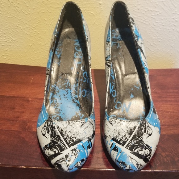 Comic Book Heels - Picture 1 of 4